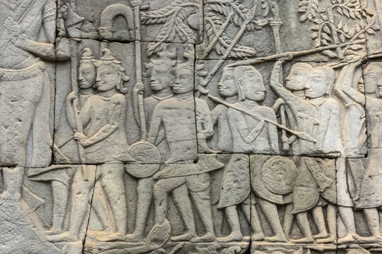 Stone bas-reliefs, Khmer war campaign against the Cham, relief wall, east fa&ccedil;ade, Bayon temple, Angkor Thom, Siem Reap province, Cambodia