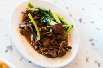 A plate of stewed pork intestines, ready to eat