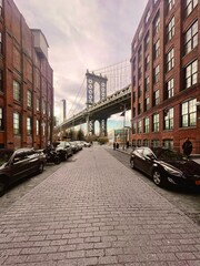 Fototapeta premium Manhattan Bridge Framed by DUMBO Streets