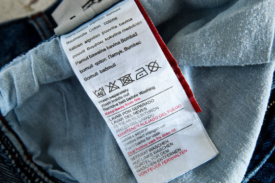 Washing instructions inside the jeans label: 100% cotton