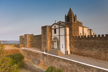 greja Matriz de Nossa Sra. das Candeias