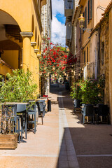 Dans les rues de Porto-Vecchio en Corse du Sud en France
