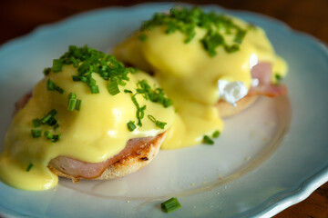 Eggs Benedict with Hollandaise Sauce