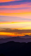 Obraz premium Colorful mountain sunset