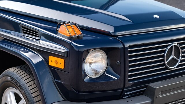 Phoenix, AZ, USA
November 4, 2025
2000 Mercedes G500 Europa