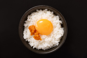 粒うに　卵かけご飯