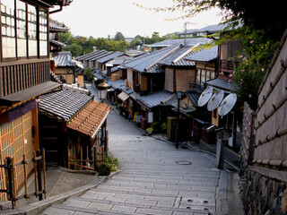 京都・清水寺近くの有名な観光スポットの二寧坂（二年坂）