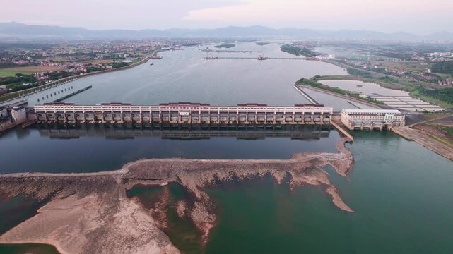 Aerial photography of the Qingyuan Hub Water Conservancy Project on the Beijiang River in Guangdong during the dry season