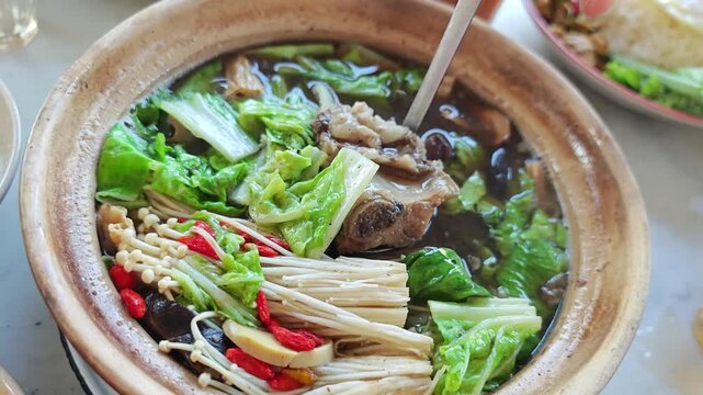 Bak kut teh