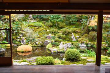 大原　実光院　契心園　紅葉の美しい庭園（日本京都府京都市）Beautiful...