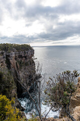 Fototapeta premium The rocky coast of Fortescue in southern Tasmania