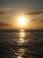 Obraz premium Bali Beach Waves in the Sunset
