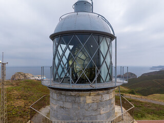 Faro de Cabo Peñas con nubes en Gozón, Asturias