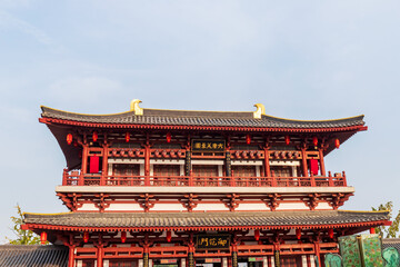 Naklejka premium The ancient Chinese-style buildings in the Tang Dynasty Chrysanthemum Garden in Xi 'an, Shaanxi Province