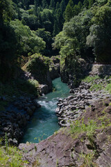 A view of the Gokase River.  Takachiho Gorge, Miyazaki, Japan 　
