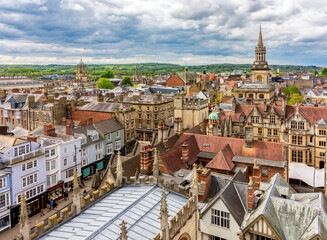 Fototapeta premium Oxford cityscape with medieval architecture, UK