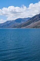 Obraz premium mountain lake in the mountains