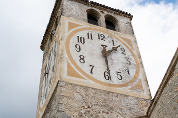 Orologio di una chiesa