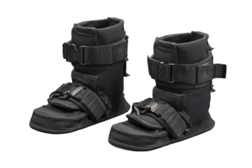 Dark gray snowboard boots with multiple adjustable straps