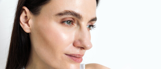 Skincare routine for achieving clear and youthful skin with natural beauty secrets