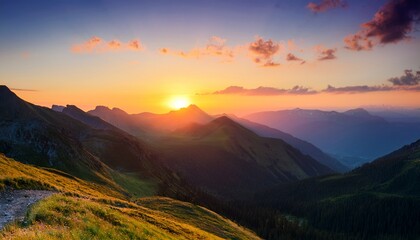 Naklejka premium sunset in the mountains