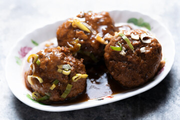 chinese traditional braised lion's head meat ball