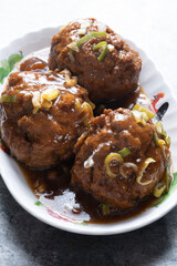 chinese traditional braised lion's head meat ball