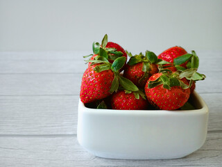 fresh strawberries in a bowl