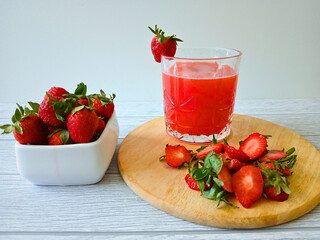fresh strawberry juice