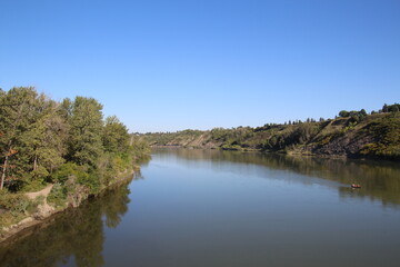 Fototapeta premium Summer On The River, Gold Bar Park, Edmonton, Alberta
