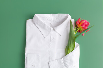 Spring style, Tulip with White Shirt