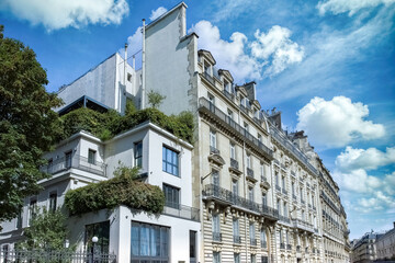 Paris, beautiful buildings in the 16e arrondissement