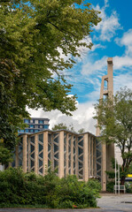 Berliner Nachkriegsmoderne: die denkmalgeschützte katholische Kirche 