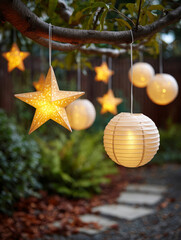 Obraz premium Paper lanterns hanging in a tree, creating a warm festive ambiance.