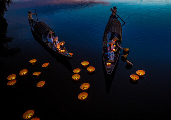 release lanterns in memory of the deceased in Hue.Photo taken on June 22, 2023 in Hue