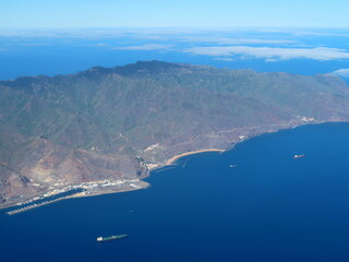 survol du nord de Tenerife et du massif de l'Anaga en vue d'avion