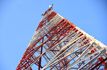 Telecommunication tower