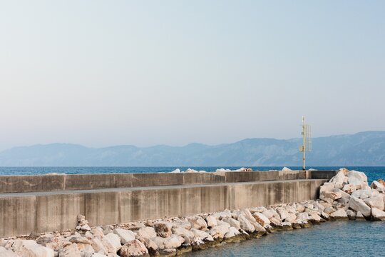 Digue a Osala. Sardaigne. Italie