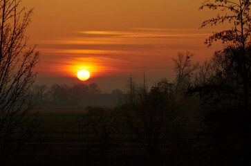 Sonnenaufgang in Lippstadt Overhagen im Kreis Soest