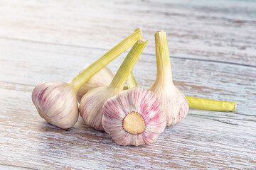 Raw young garlic bulb heap