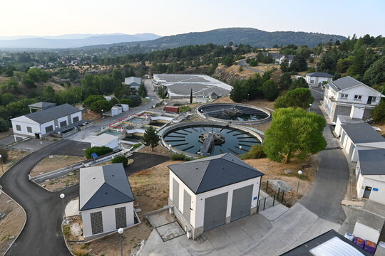 Canal de Isabel II water treatment plant in Navacerrada, Sierra de Guadarrama, Spain.
August 25, 2025
 The plant plays a key role in sustainable water management, purification, and supply  the Madrid 