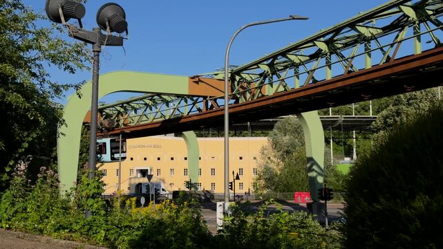 Schwebebahn_Zoo