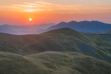 Tramonto d'Agosto sulla cresta dell'Appennino centro settentrionale
