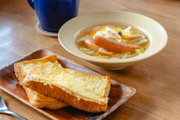 French toast breakfast / フレンチトーストの朝食
