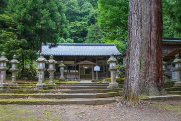 大瀧神社・岡太神社