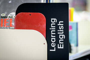 Learning English sign in a library
