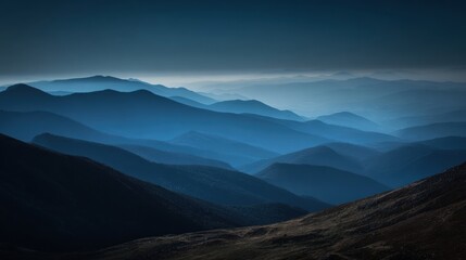 Fototapeta premium Majestic Blue Mountains at Dusk