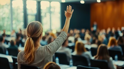 Interactive seminar environment promoting audience engagement.