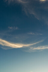 Naklejka premium 夏の空 夕暮れの時の空と雲257