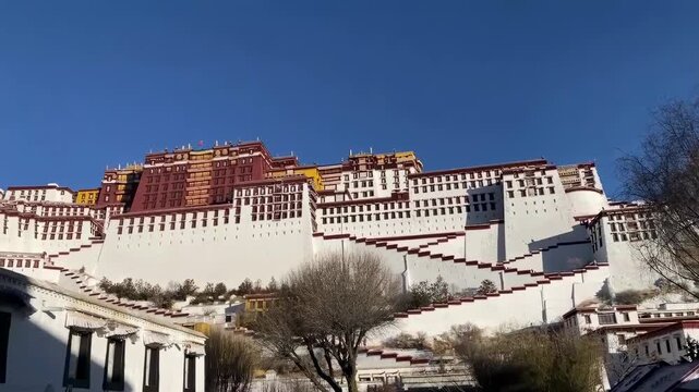Video of the Potala Palace in Lhasa, Tibet, UNESCO World Heritage site, showcasing its majestic architecture in the Himalaya region.